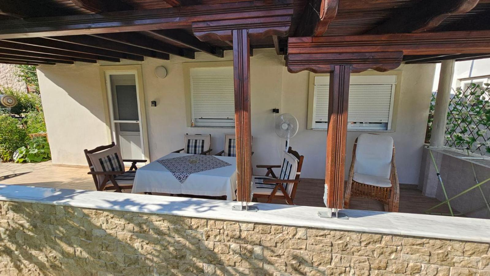 Vila Sea Side View Dikella Exteriér fotografie